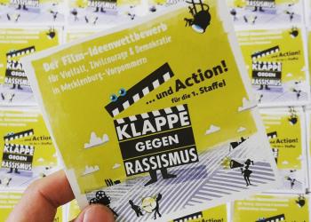 Filmideenwettbewerb „Klappe gegen Rassismus“ – Bis 01.11.2015 Filmidee einreichen!