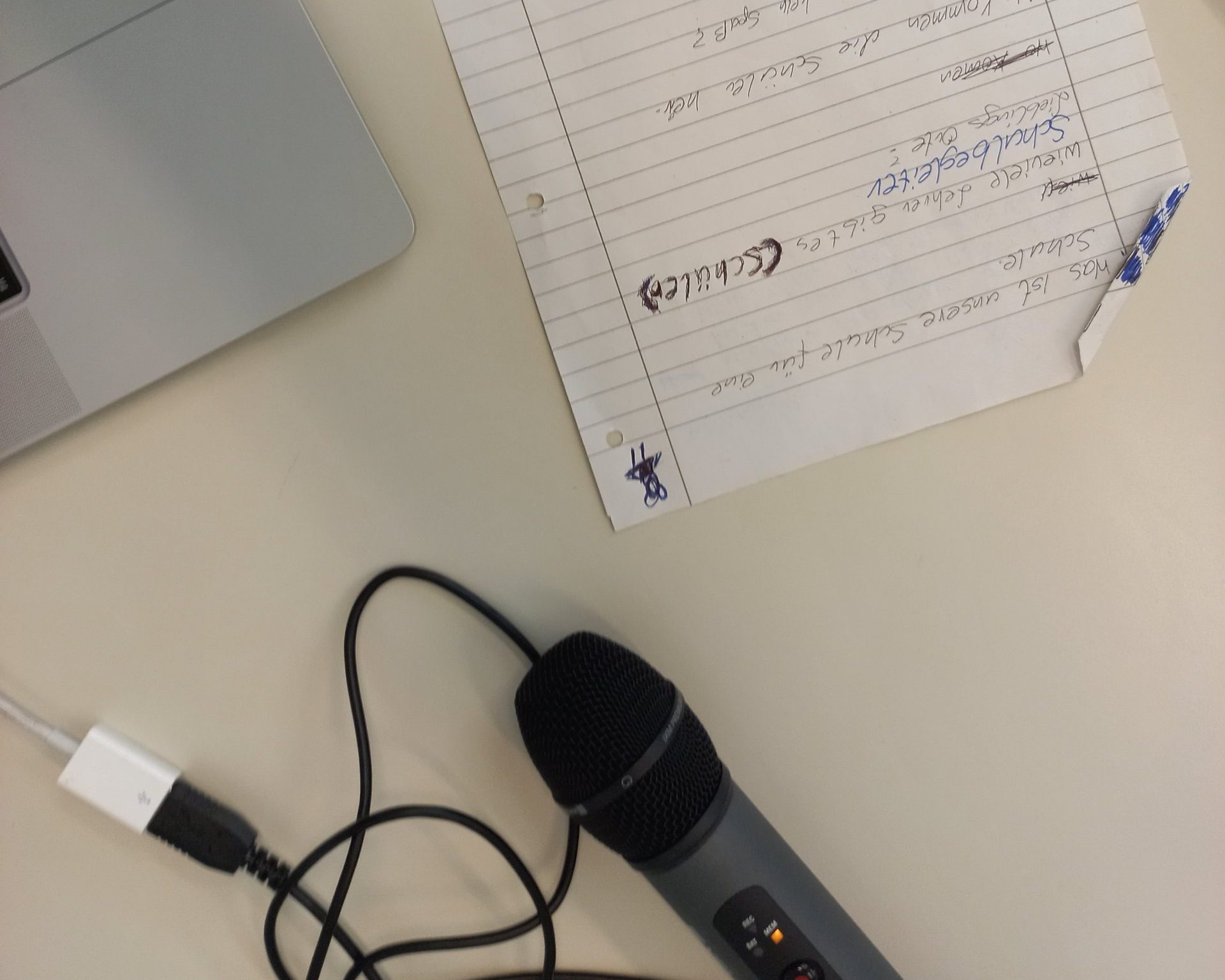 Jugendliche produzieren Umfrage-Podcast